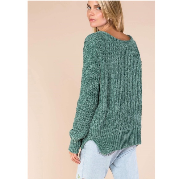 Cable Knit Velvet Chenille Pullover - Picture 3 of 3